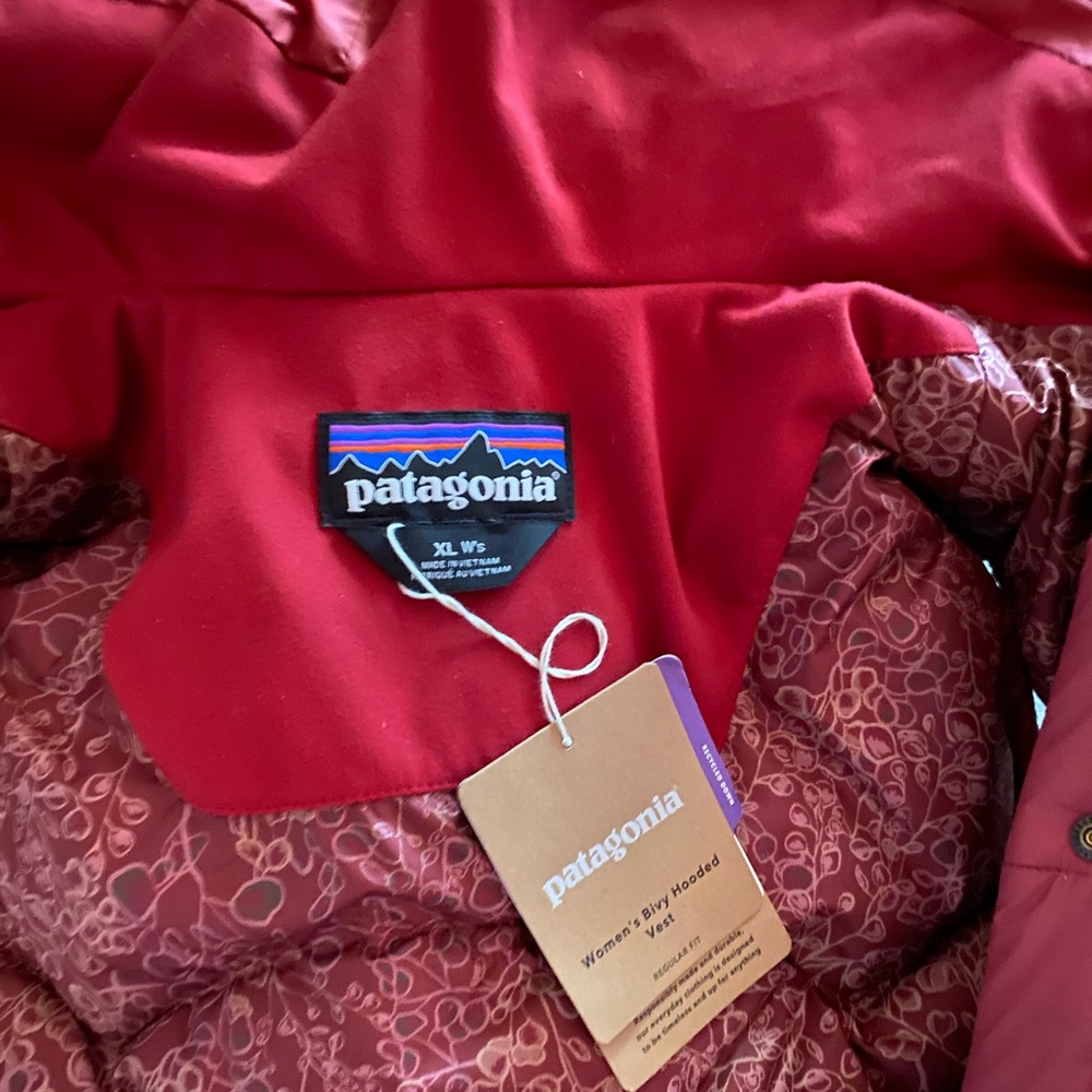 Patagonia Bivy hooded vest NWT - Picture 4 of 4